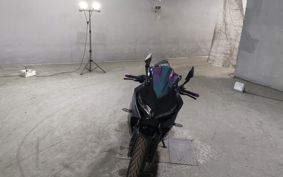 HONDA CBR650R RH03