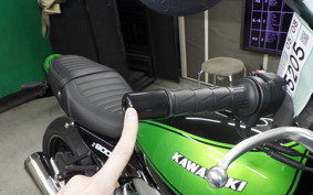 KAWASAKI Z900RS 2025 ZR900K