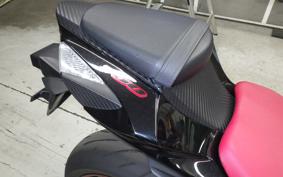 SUZUKI GSX-R750 2015