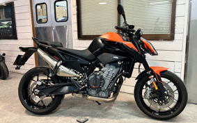 KTM 890 DUKE 2023 TU940