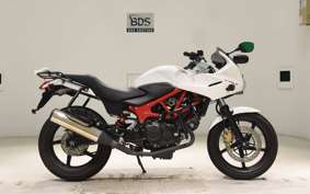 HONDA VTRF250 2006 MC33