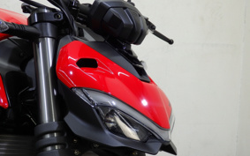 DUCATI STREET FIGHTER V2 2023 3F00