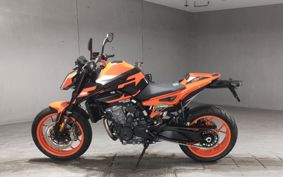 KTM 890 DUKE TU940