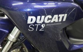 DUCATI ST2 2002