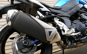 SUZUKI GSR750ABS 2014 GR7NA