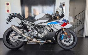 BMW S1000RR M 2025 0P21