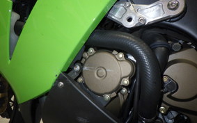 KAWASAKI ZX 10 NINJA R 2004 ZXT00C