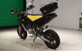HONDA XR100 MOTARD HD13