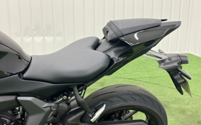 YAMAHA YZF-R7 2025 RM39J