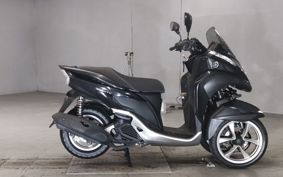 YAMAHA TRICITY 125 SE82J