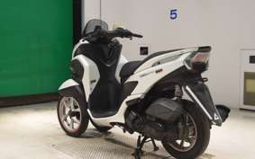 YAMAHA TRICITY 125 2015 SE82J