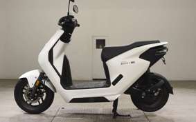 HONDA EM1 e: EF16