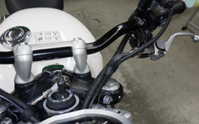 TRIUMPH STREET TWIN 2019