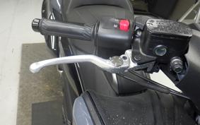 YAMAHA T-MAX 560 T 2021 SJ19J