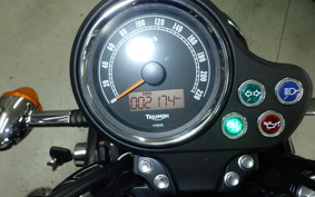 TRIUMPH BONNEVILLE 2015