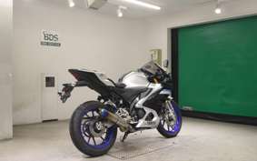 YAMAHA YZF-R15M
