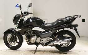 SUZUKI GSR250