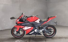 YAMAHA YZF-R125 RE06