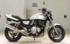 SUZUKI INAZUMA 1200 (GSX1200) 2018 GV76A