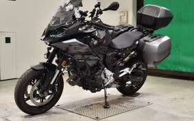 BMW F900XR 2025