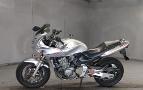 HONDA HORNET600S 2000 PC34