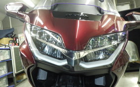 HONDA GL 1800 GOLD WING TOUR DCT 2025 SC79
