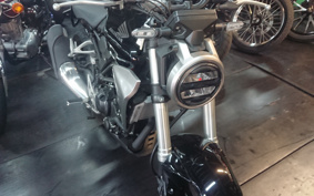 HONDA CB250R MC52