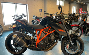 KTM 1290 SUPER DUKE GT 2015 V3940