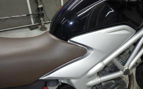 HONDA VTR 250 Gen. 2 MC33
