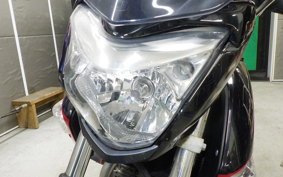 SUZUKI GSR250 2012