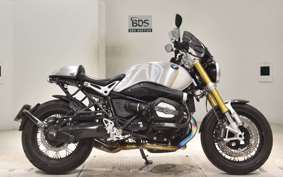 BMW R NINE T 2021