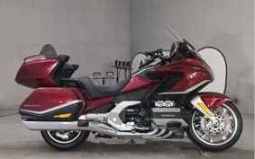 HONDA GL1800 TOUR DCT SC79