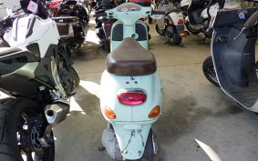 VESPA 125 ET4