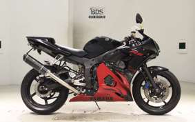 YAMAHA YZF-R6 2003