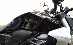 HONDA CB250R MC52