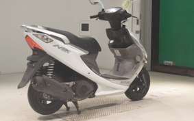 SUZUKI GSR125