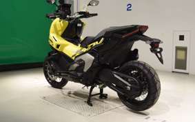 HONDA X-ADV 750 2025 RH21