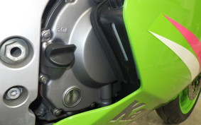 KAWASAKI ZXR400 Gen.2 1997 ZX400L