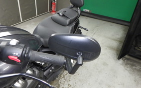 TRIUMPH ROCKET III GTストーム 2025