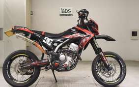 HONDA CRF250M 2004 MD38