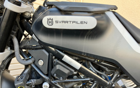 OTHER HUSQUARNA SVARTPILEN 250 SP250