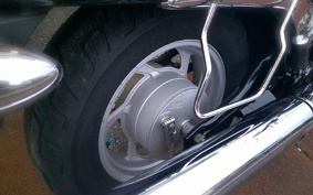 SUZUKI BOULEVARD 400 VK57A