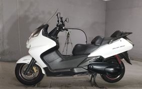 HONDA SILVERWING 400 NF01