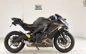 KAWASAKI ZX-25R ZX250E