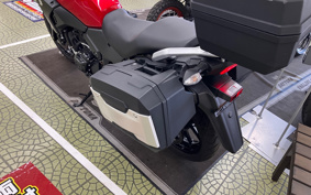 SUZUKI STROM 250 DS11A