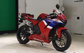 HONDA CBR600RR 2025 PC40