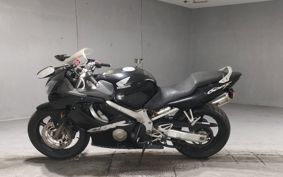 HONDA CBR600F PC35