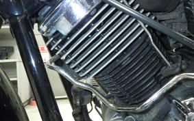 YAMAHA DRAGSTAR 1100 CLASSIC 2003 VP13J