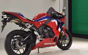 HONDA CBR600RR 2018 PC40