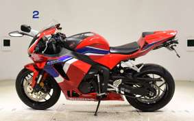 HONDA CBR600RR 2021 PC40